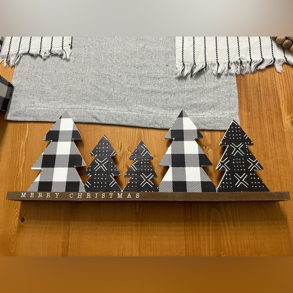 Buffalo Check Christmas Tree Decoration - Picture 1 of 3